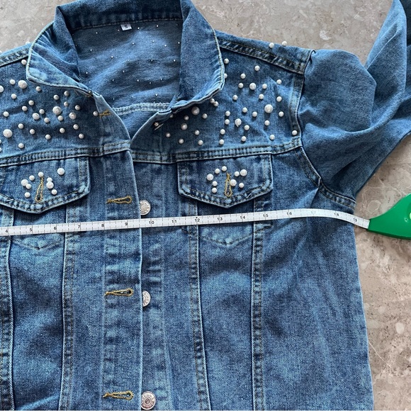Ladies jean jacket with pearls size small - Picture 6 of 10